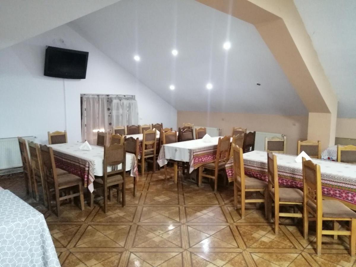 Vila Elly Piatra Neamţ Exteriér fotografie